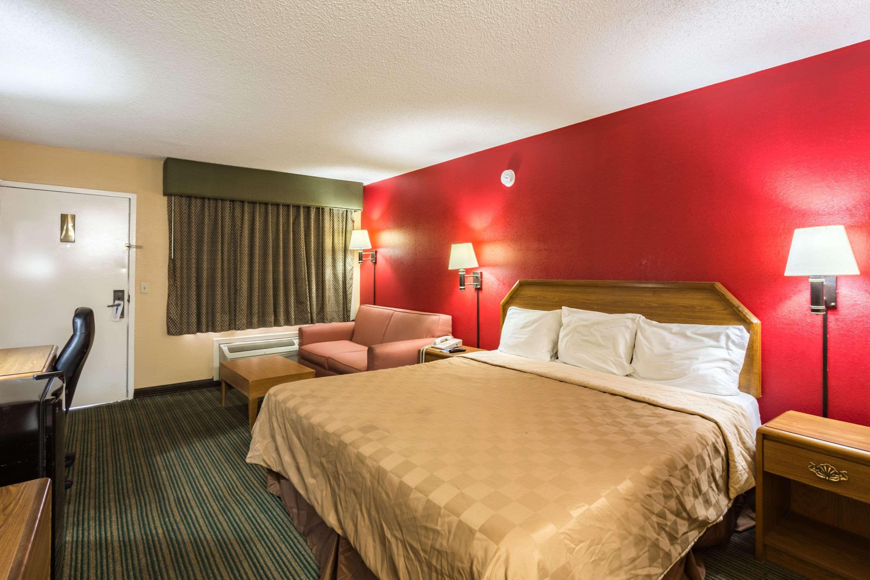 Rodeway Inn Hazlehurst Екстериор снимка