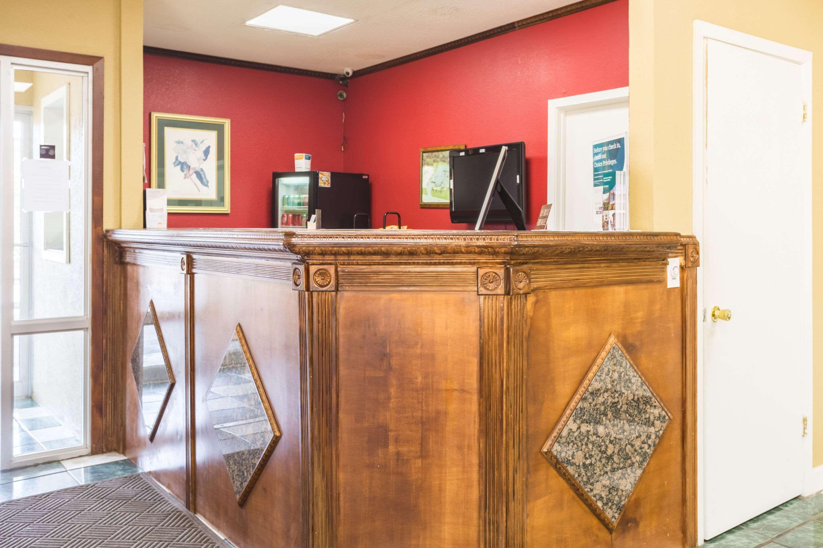 Rodeway Inn Hazlehurst Екстериор снимка