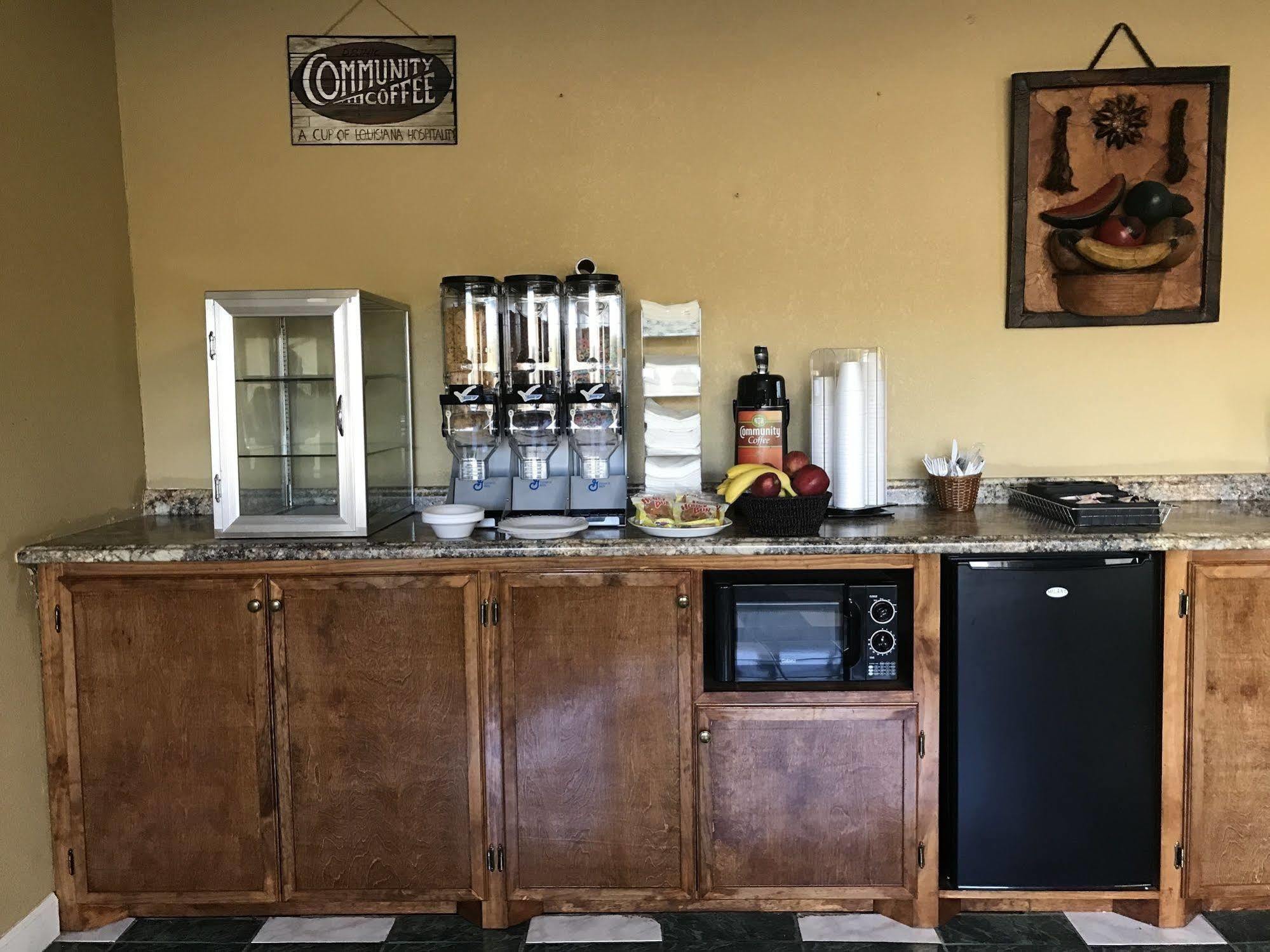 Rodeway Inn Hazlehurst Екстериор снимка